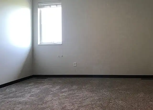 Property at 2001 Kemp Pl E Unit TWC 110, Watertown, SD, 57201, 2 beds, 2 baths, [object Object]