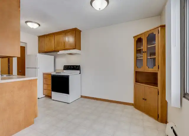 Property at Grand Place - 1729 Grand Ave, Saint Paul, MN, 55105, 2 beds, 1 bath, [object Object]