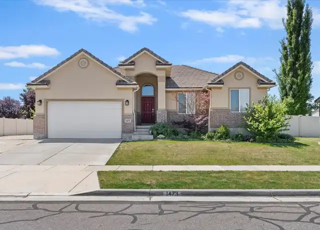 Property at 1473 Longhorn Dr, Farmington, UT, 84025, 5 beds, 3.5 baths, [object Object]
