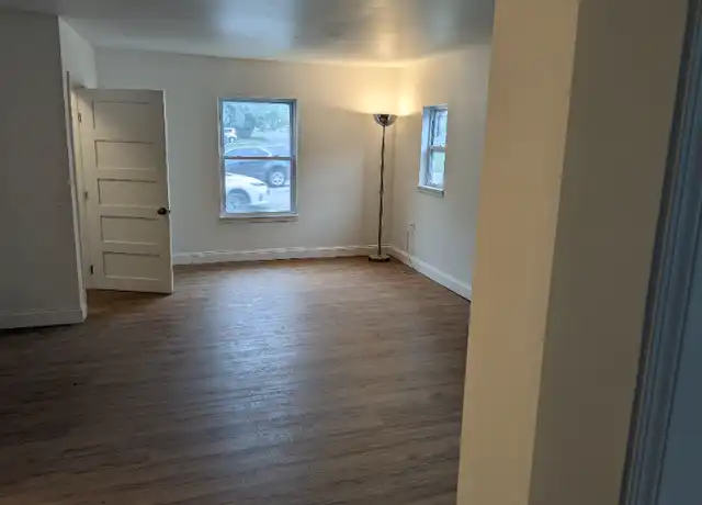Property at 4215 Mission Rd, Kansas City, KS, 66103, 2 beds, 1 bath, [object Object]