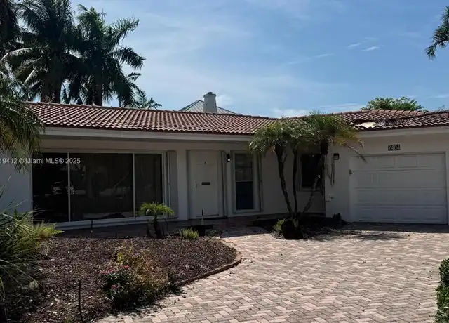 Property at 2404 NE 28th Ave, Fort Lauderdale, FL, 33305, 3 beds, 2 baths, [object Object]