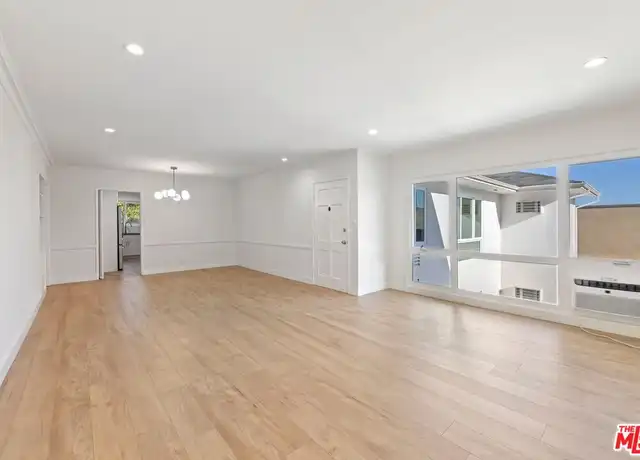Property at 1250 N Crescent Heights Blvd Unit 1, West Hollywood, CA, 90046, 2 beds, 1 bath, [object Object]