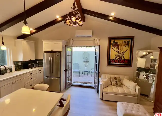 Property at 5262 Sale Ave, Woodland Hills, CA, 91364, 1 bed, 1 bath, [object Object]