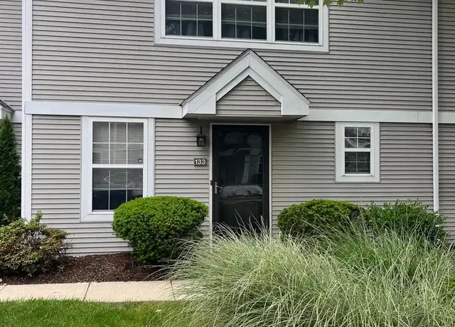 Property at 133 Laurel Ct, Reading, PA, 19610, 2 beds, 1.5 baths, [object Object]