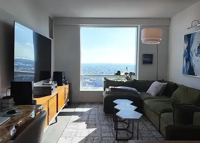 Property at 1 City Pt Unit 55F, Brooklyn, NY, 11201, 1 bed, 1 bath, [object Object]