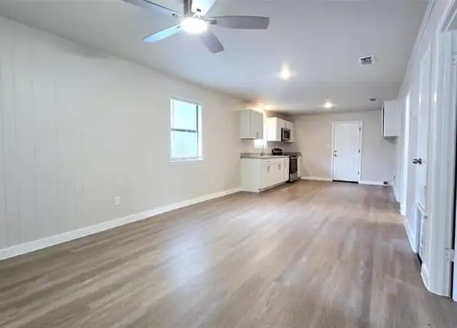 Property at 389 W Blackbourn St, Hawkins, TX, 75765, 2 beds, 1 bath, [object Object]