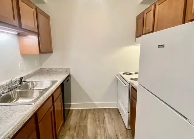 Property at 311 Jarvis St Unit 211, Ypsilanti, MI, 48197, 1 bed, 1 bath, [object Object]