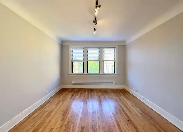 Property at 2323 N Rockwell St Unit 3D, Chicago, IL, 60647, 0 beds, 1 bath, [object Object]