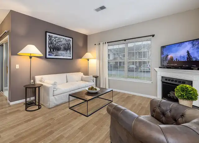 Property at Coventry Apartments - 4045 Coventry Green Cir, Williamsville, NY, 14221, 2-3 beds, 2 baths, [object Object]
