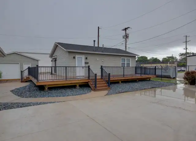 Property at 3906 24th St, Moline, IL, 61265, 2 beds, 1 bath, [object Object]