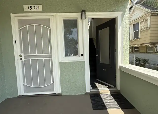 Property at 1930 Chestnut St Unit A, Oakland, CA, 94607, 1 bed, 1 bath, [object Object]