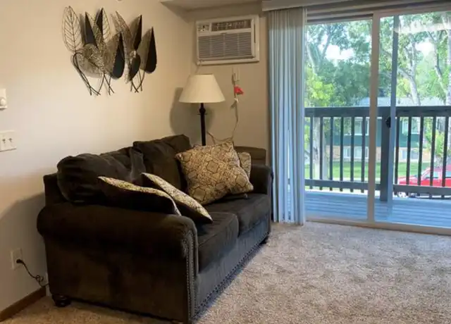 Property at 1632 S Doodler Dr Unit 97, Sioux Falls, SD, 57103, 1 bed, 1 bath, [object Object]