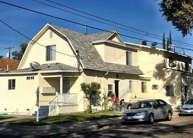 Property at 403 N School St Unit 2, Lodi, CA, 95240, 1 bed, 1 bath, [object Object]