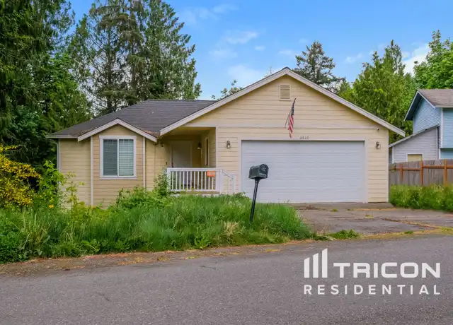 Property at 6826 E Cascade Dr, Port Orchard, WA, 98366, 3 beds, 3 baths, [object Object]