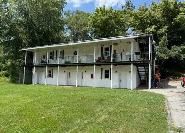 Property at 1208 Bloomingdale Rd Apt 4, Kingsport, TN, 37660, 1 bed, 1 bath, [object Object]