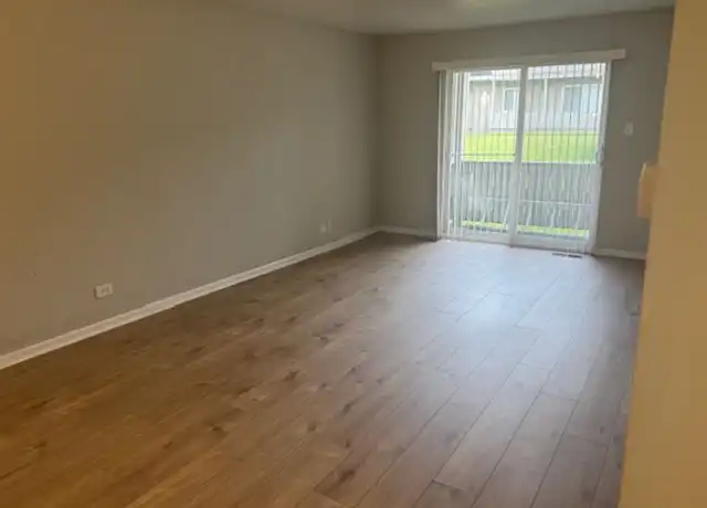 Property at 15928 S Leclaire Ave Unit 15938-114, Alsip, IL, 60803, 1 bed, 1 bath, [object Object]