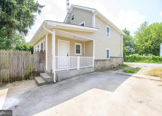 Property at 62312 Virginia Ave, Martinsburg, WV, 25401, 3 beds, 2 baths, [object Object]