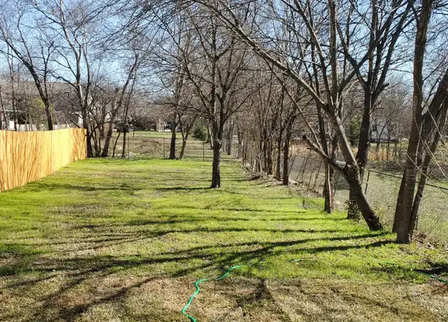 Property at 104 Esmeralda Dr, San Antonio, TX, 78228, 2 beds, 1 bath, [object Object]