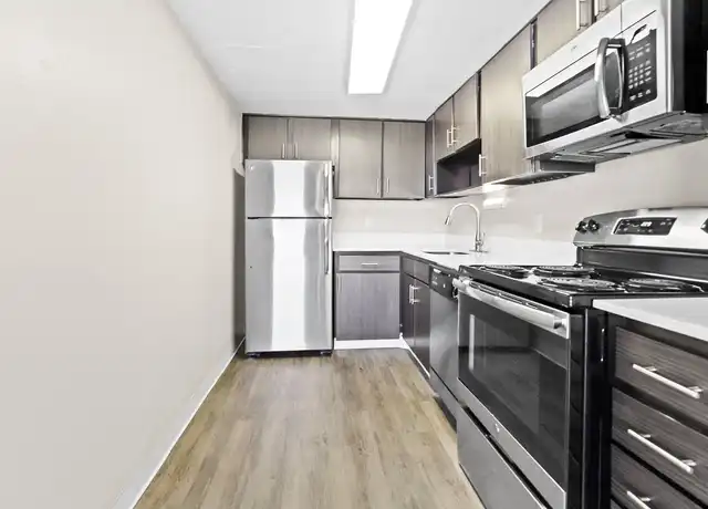 Property at 878 S Dexter St, Denver, CO, 80246, 1-2 bed, 1-2 bath, [object Object]