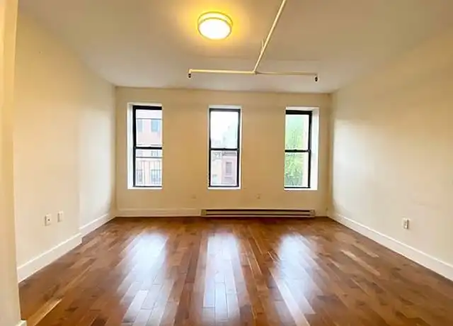 Property at 424 E 117th St Unit 4, New York, NY, 10029, 2 beds, 1 bath, [object Object]