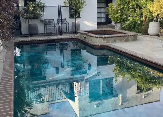 Property at 8133 W 4th St, Los Angeles, CA, 90048, 3 beds, 2 baths, [object Object]