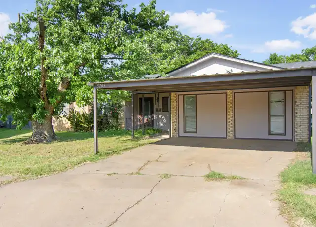Property at 5705 16th St, Lubbock, TX, 79416, 4 beds, 3 baths, [object Object]