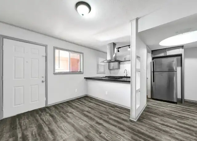 Property at 2801 Carrolton St Unit 4, Houston, TX, 77023, 1 bed, 1 bath, [object Object]