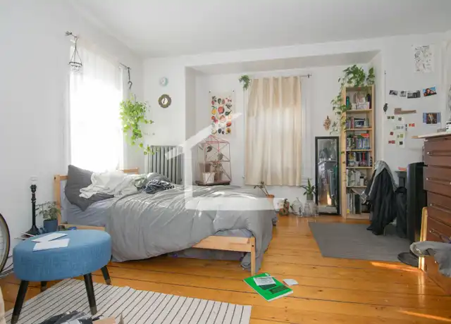 Property at 25 Pratt St, Allston, MA, 02134, 3 beds, 1 bath, [object Object]
