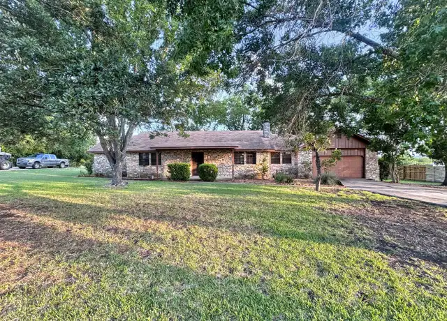 Property at 501 Ridge Dr, San Marcos, TX, 78666, 3 beds, 2 baths, [object Object]