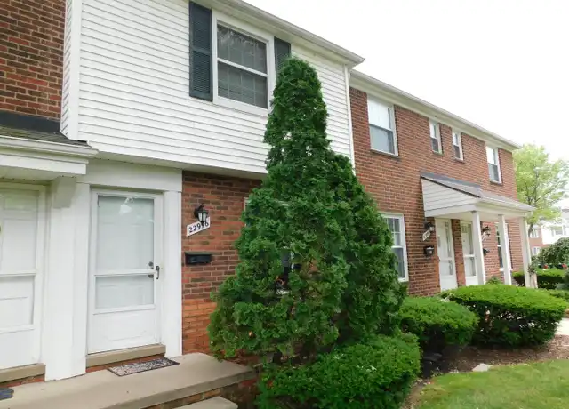 Property at 22956 Gary Ln, St Clair Shores, MI, 48080, 2 beds, 1 bath, [object Object]