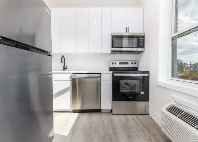 Property at 1252 Main St Unit 402, East Hartford, CT, 06108, 0 beds, 1 bath, [object Object]