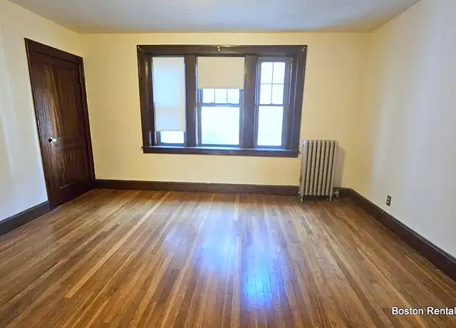 Property at 18 W Wyoming Ave Unit 7, Melrose, MA, 02176, 0 beds, 1 bath, [object Object]