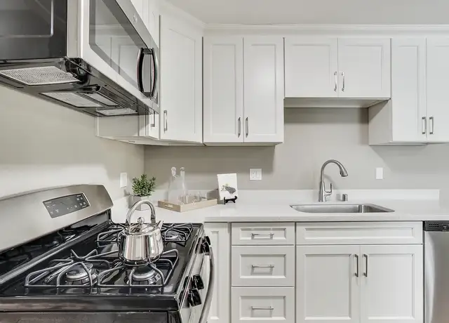 Photo of 3065 N Main St, Walnut Creek, CA 94597