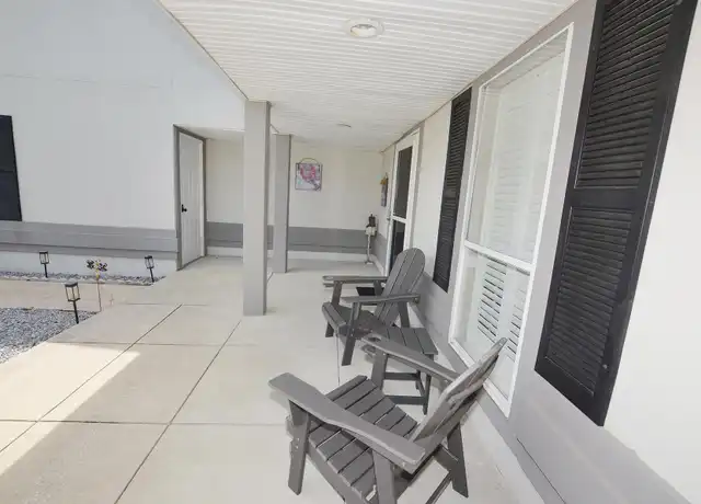 Property at 2133 Las Vegas Trl, Navarre, FL, 32566, 3 beds, 2 baths, [object Object]