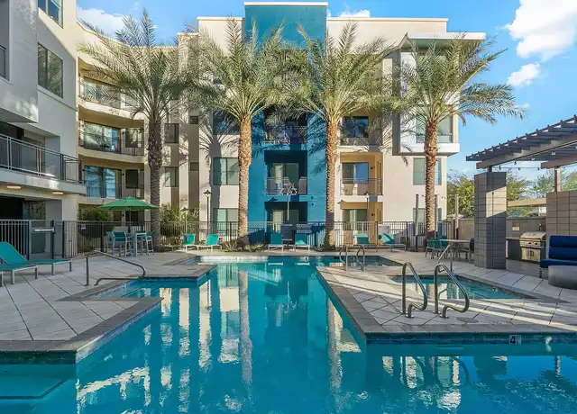 Property at View 32 - 10801 N 32nd St, Phoenix, AZ, 85028, 0-2 beds, 1-2 bath, [object Object]