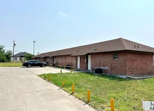 Property at 2709 W 65th St Unit 3, Mission, TX, 78574, 1 bed, 1 bath, [object Object]