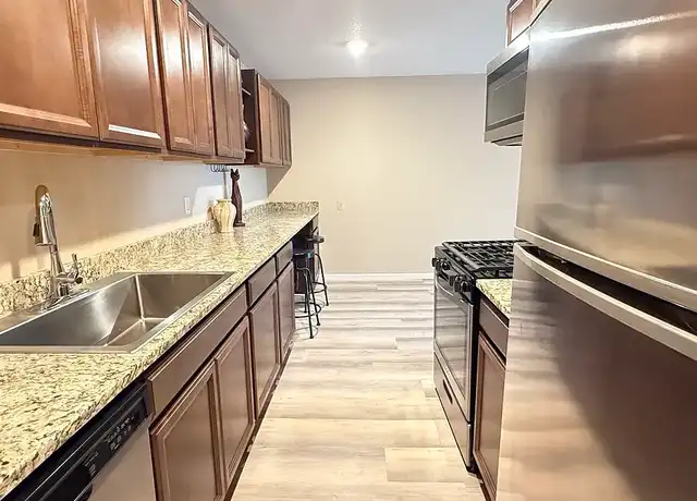 Property at CUURRENTS - 3205 Harbor Ln N, Minneapolis, MN, 55447, 0-2 beds, 1-1.5 bath, [object Object]