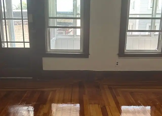 Property at 66 Green St Unit 101, Biddeford, ME, 04005, 3 beds, 1 bath, [object Object]