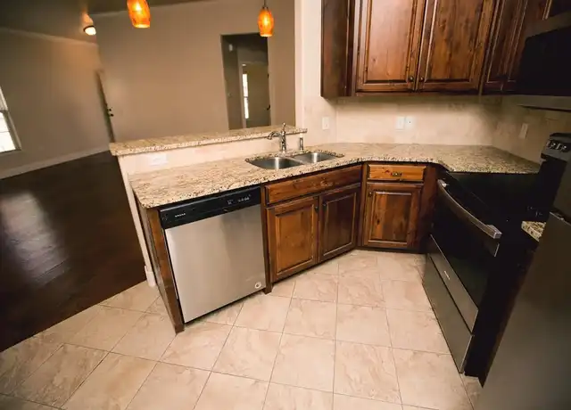 Property at Oakcrest Townhomes - 6300 Oakcrest Ln, Amarillo, TX, 79109, 3 beds, 2 baths, [object Object]