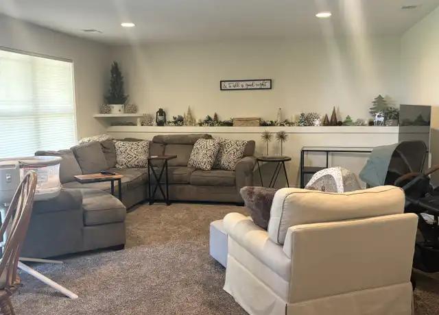 Property at 15141 Silver Fir Dr, Holland, MI, 49424, 3 beds, 2.5 baths, [object Object]