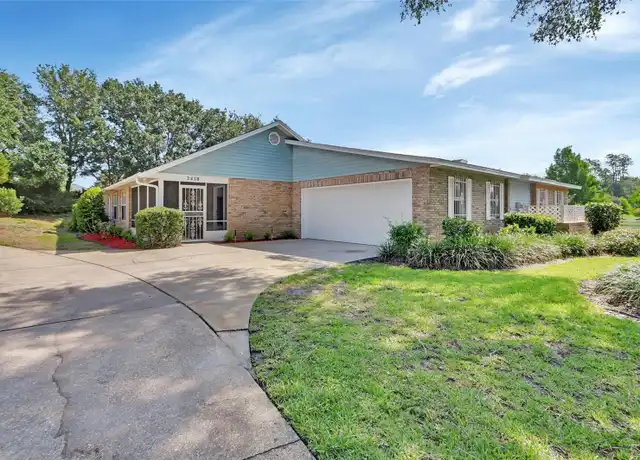 Property at 2410 S Glen Eagles Dr, Deland, FL, 32724, 3 beds, 2 baths, [object Object]