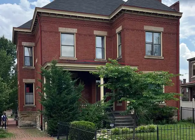 Property at 1114 Bidwell St Unit 2, Pittsburgh, PA, 15233, 1 bed, 1 bath, [object Object]