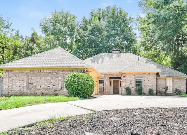 Property at 712 Creek Tree Dr, Desoto, TX, 75115, 3 beds, 2 baths, [object Object]