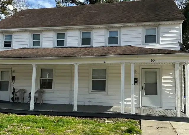 Property at 10 Decatur St, Portsmouth, VA, 23702, 4 beds, 2 baths, [object Object]