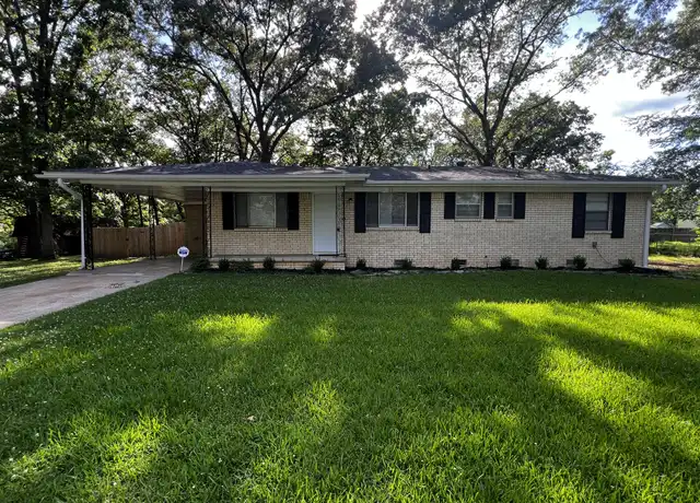 Property at 10 Frostwood Dr, Sherwood, AR, 72120, 3 beds, 2 baths, [object Object]