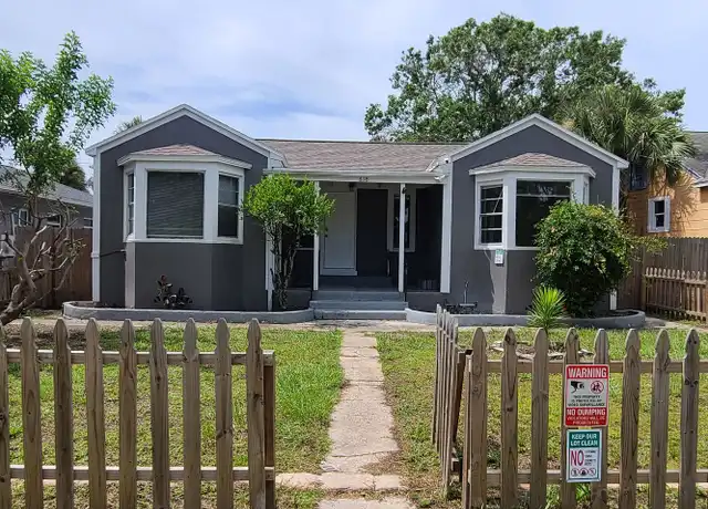 Property at 618 17th Ave S Unit A, St. Petersburg, FL, 33701, 3 beds, 1 bath, [object Object]
