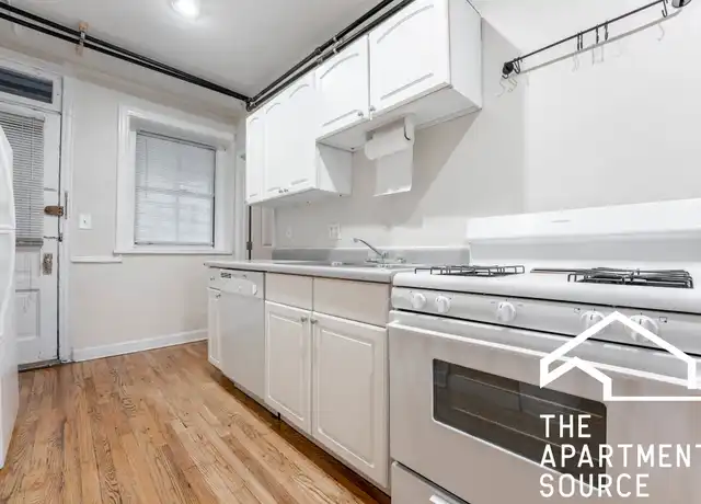 Property at 1208 W Wrightwood Ave Unit GRD, Chicago, IL, 60614, 2 beds, 1 bath, [object Object]