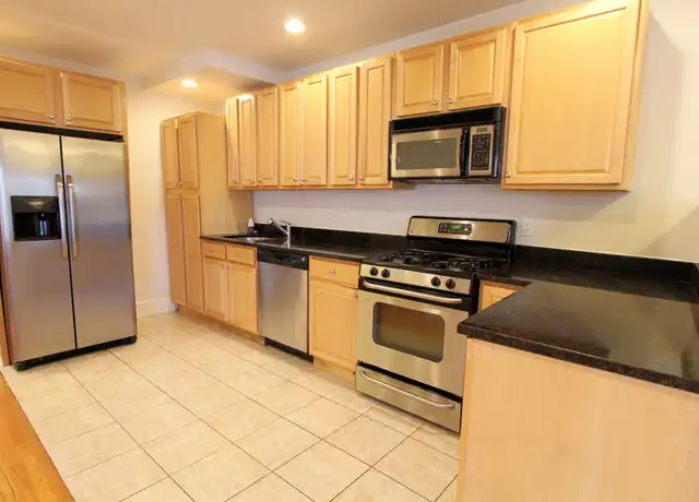 Property at 25 Aspinwall Ave, Brookline, MA, 02446, 3 beds, 2 baths, [object Object]