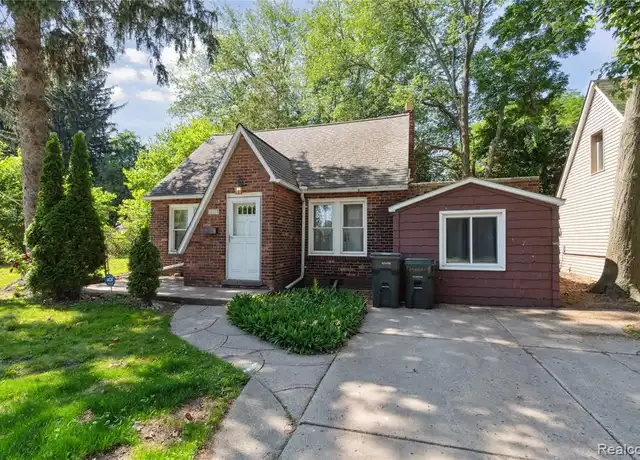 Property at 21612 Harper Lake Ave, Saint Clair Shores, MI, 48080, 3 beds, 2 baths, [object Object]