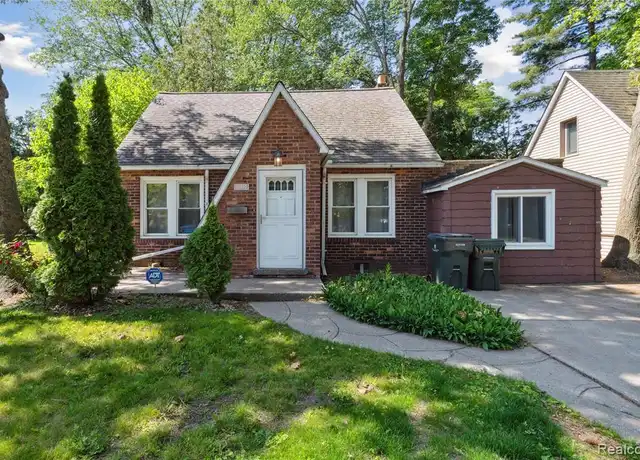 Property at 21612 Harper Lake Ave, Saint Clair Shores, MI, 48080, 3 beds, 2 baths, [object Object]